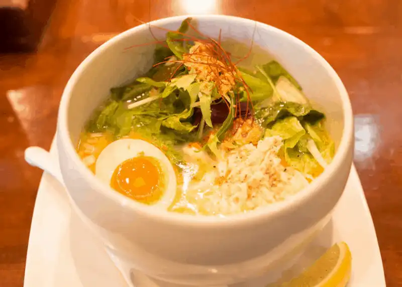 5 quán mì ramen tuyệt ngon bạn nhất định phải thử ở Tokyo, Nhật Bản 12 wanderlust tips 5 quan ramen tuyet ngon ban nhat dinh phai thu o tokyo 9