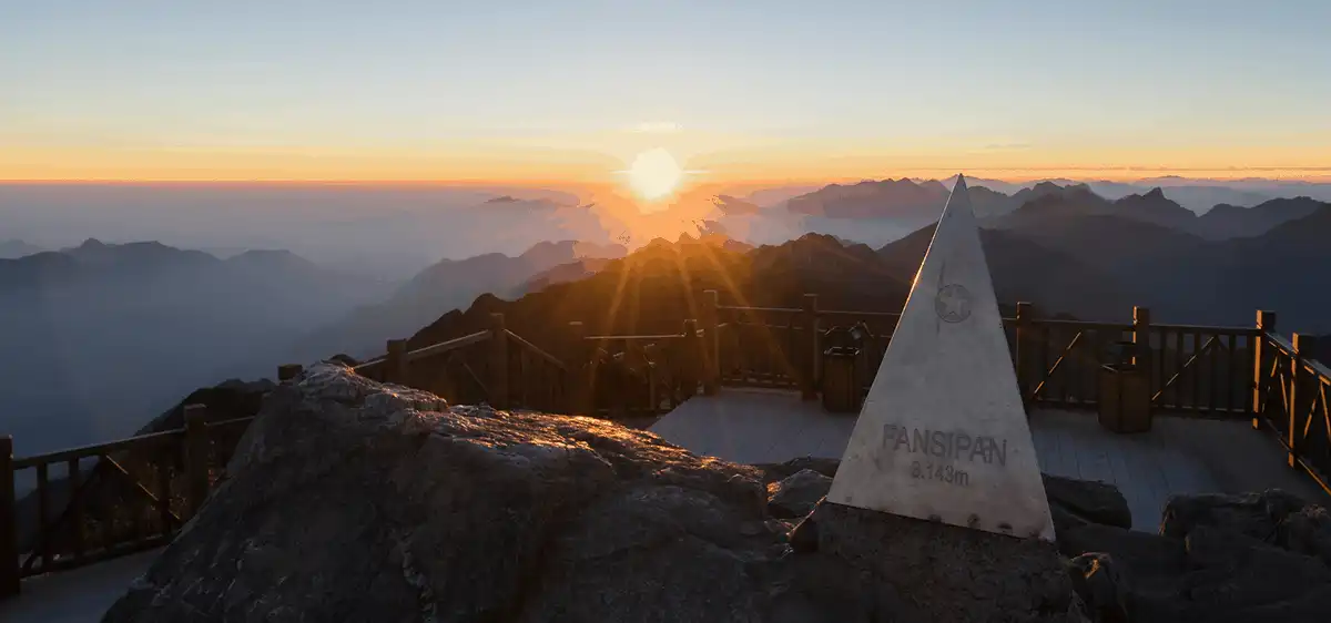 wanderlust tips 8 diem den khong the bo lo o sapa vao buoi sang3