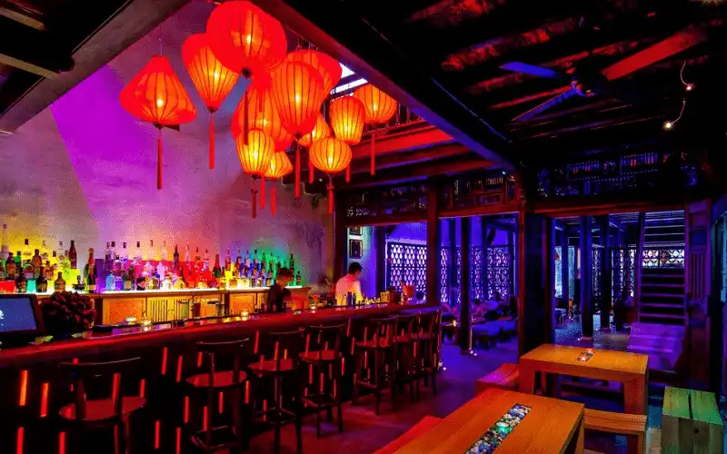 Các quán bar ở Hội An không được phép mở quá 24h 5 wanderlust tips cac quan bar o hoi khong duoc phep mo qua 24h