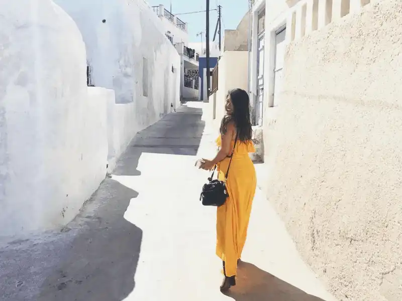 wanderlust tips ngam nhin 12 con pho tuyet dep tren khap the gioi 4