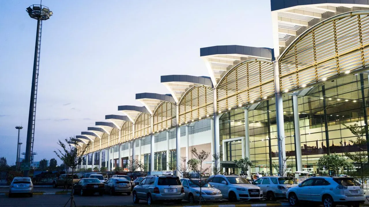 du-lich-mua-sam-Phnôm-Pênh