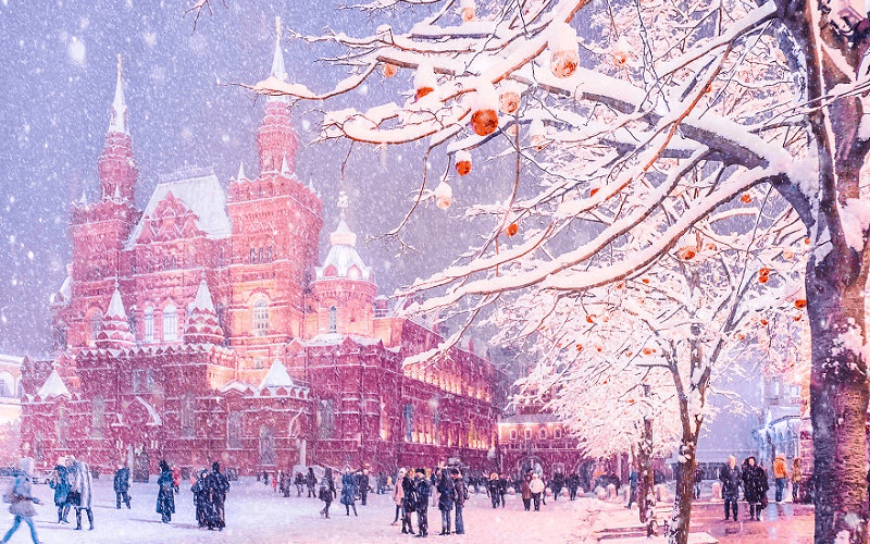Moscow đẹp như miền cổ tích trong ngày tuyết rơi kỉ lục