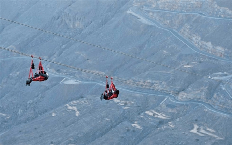 UAE chính thức khai trương tuyến zipline dài nhất thế giới