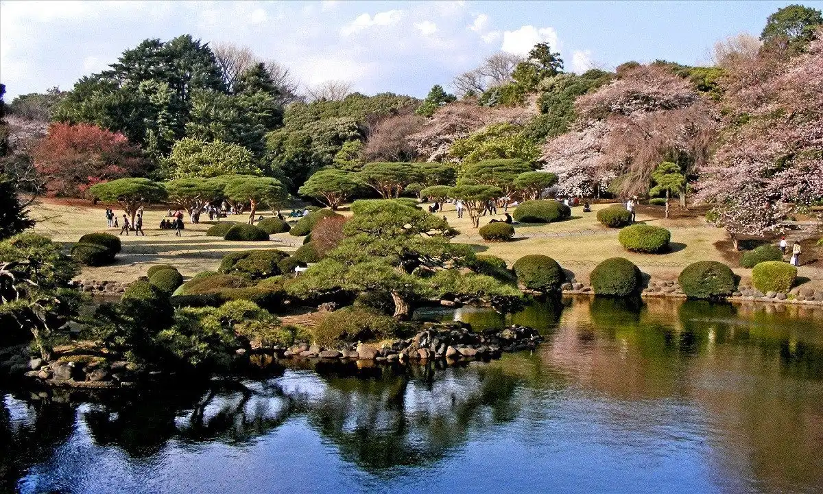cong-vien-Shinjuku-Gyoen