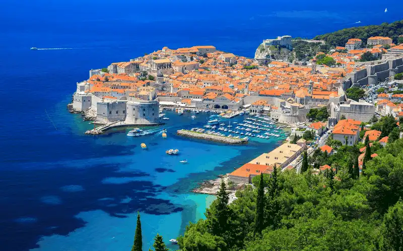 5 địa điểm du khách không nên đến vào năm 2018 10 wanderlust tips 05 dia diem ban khong nen den vao nam 2018 1