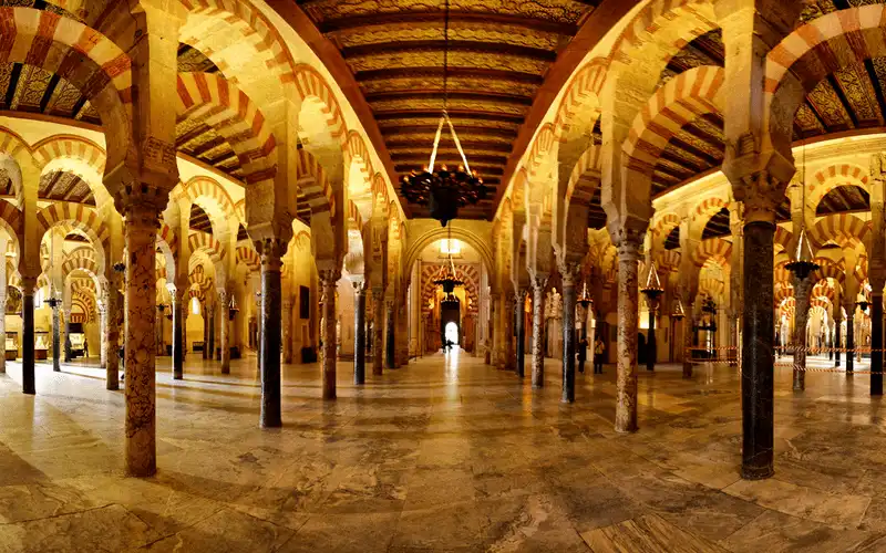 5 địa điểm du khách không nên đến vào năm 2018 14 wanderlust tips 05 dia diem ban khong nen den vao nam 2018 5
