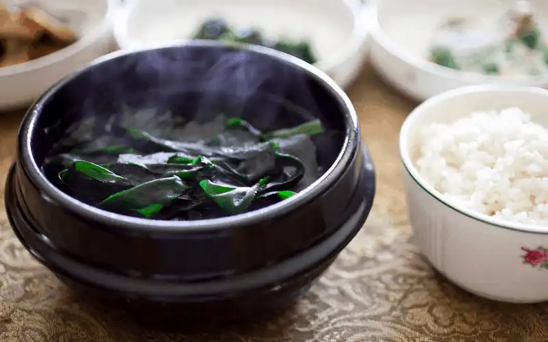 wanderlust tips 10 mon am ngon nhat Han Quoc 12