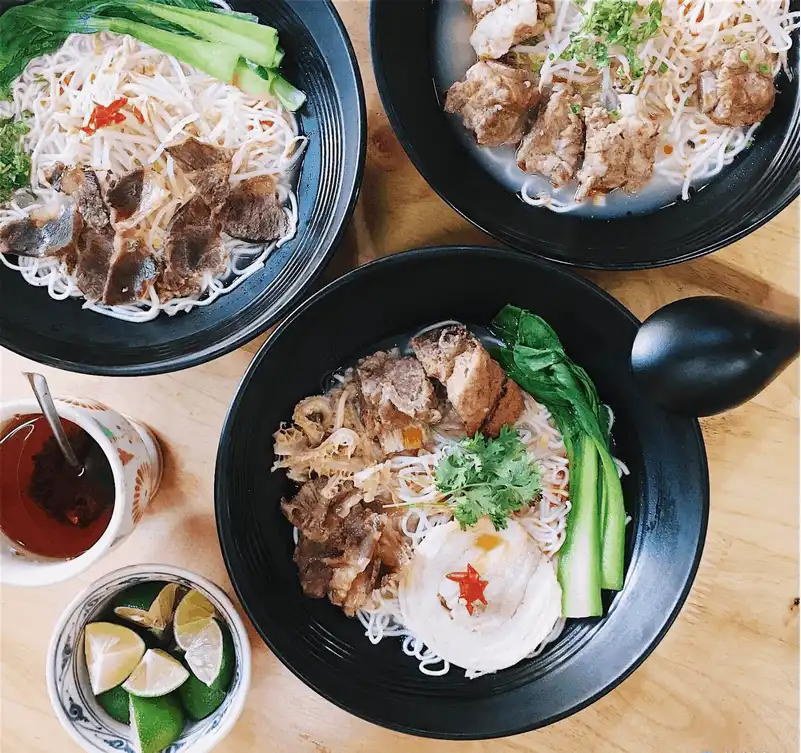 wanderlust tips 10 mon an duong pho kho quen o cho dem Dai Loan 10 1