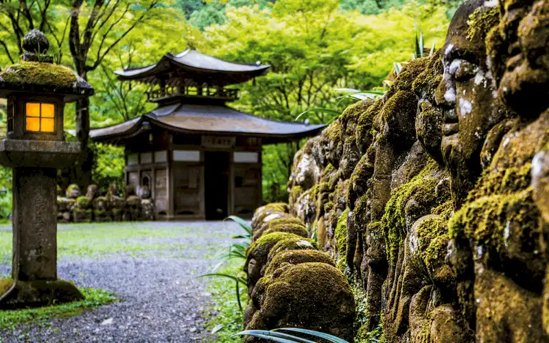 3 địa điểm lý tưởng dành cho chuyến du lịch vào tháng 4 11 wanderlust tips 3 dia diem li tuong danh cho chuyen du lich vao thang 4 15