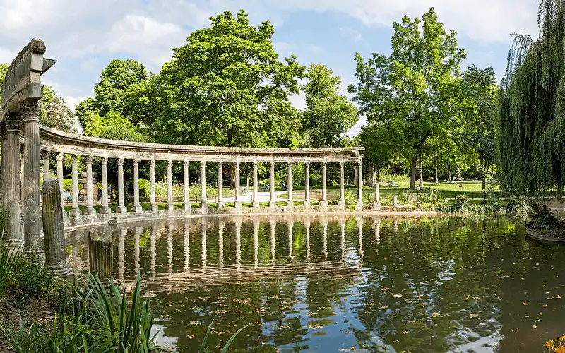 3 địa điểm lý tưởng dành cho chuyến du lịch vào tháng 4 10 wanderlust tips 3 dia diem li tuong danh cho chuyen du lich vao thang 4 41