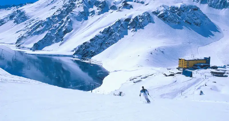wanderlust tips 5 diem truot tuyet mua he hot nhat o Chile 1
