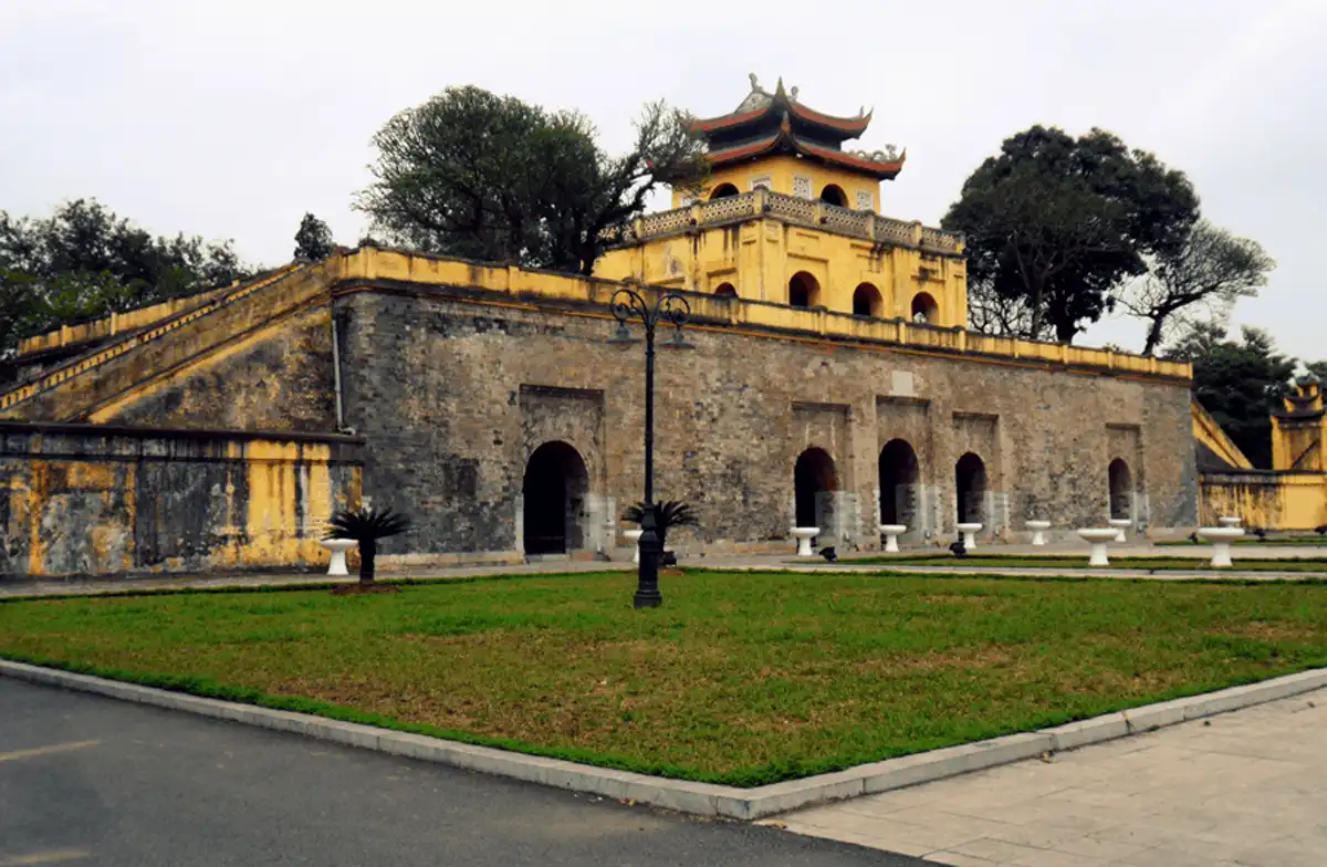 wanderlust tips 8 diem den khong the bo lo o ha noi vao buoi chieu12