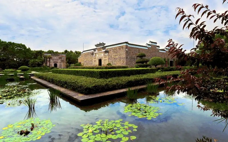 wanderlust tips Chau A 5 khach san moi khai truong nam 2018 3