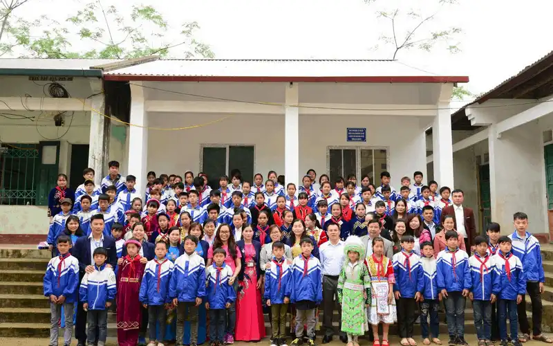 Sheraton Hanoi và JW Marriott Hanoi khánh thành bếp ăn từ thiện cho trường THCS Ngọc Động 6 wanderlust tips Sheraton Hanoi va JW Marriott Hanoi khanh thanh bep an tu thien cho truong THCS vung cao tinh Cao Bang4