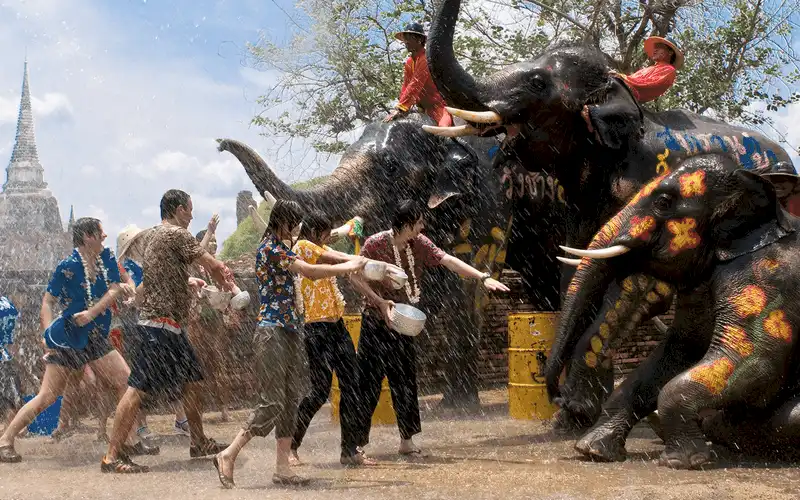 wanderlust tips Top 6 Le hoi mua he dac sac nhat the gioi 9