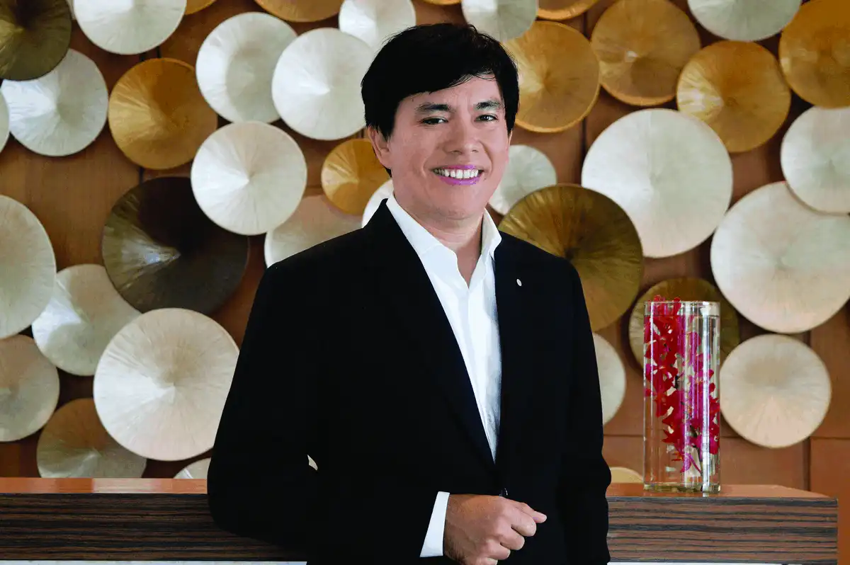 wanderlust tips Vincent Delsol Tong quan ly khach san pullman Vung Tau1