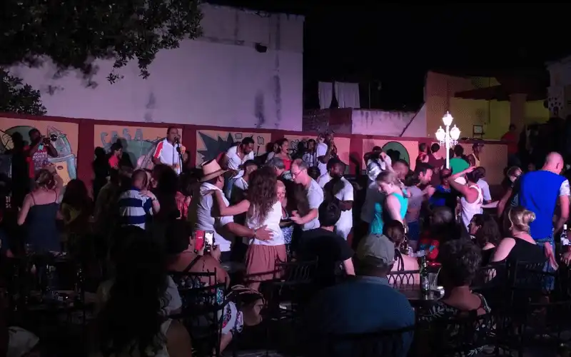 Kinh nghiệm du lịch Hanava, Cuba 13 wanderlust tips den tham vung dat cua dieu nhac gay sot Hanava 15