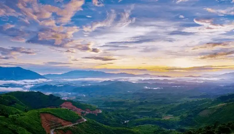 wanderlust tips kham pha ve dep lung linh cua deo Long Lanh 4 1