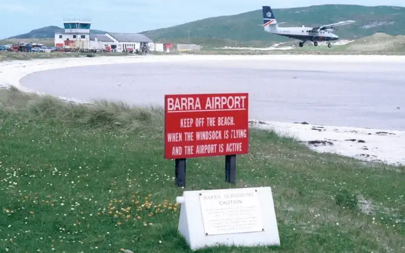 wanderlust tips top 10 san bay ki la nhat the gioi 2