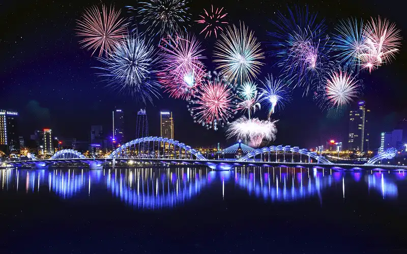 wanderlust tips tung bung le hoi suot mua 2018 tai da nang