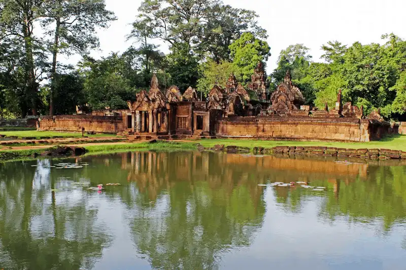 Wanderlust Tips Banteay Srei thanh dia cua nhung nu chien binh o Campuchia 9