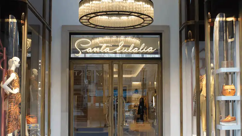 Wanderlust Tips Barcelona diem den mua sam lon nhat Chau Au 1