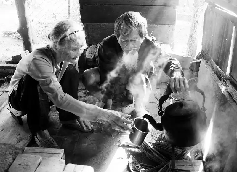 Cuộc sống "Ông bà anh" của cặp vợ chồng già trồng rau ở Hội An 6 Wanderlust Tips Cuoc song ong ba anh cua cap vo chong gia trong rau o Hoi An 8