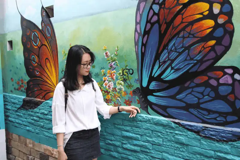 Wanderlust Tips Nao long voi lang chai bich hoa dau tien cua Da Nang 6 1