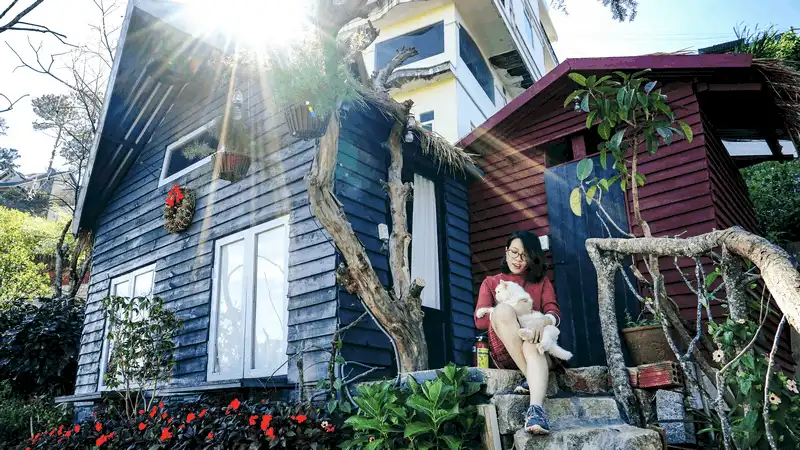 Ghé thăm homestay Nhà Cú treo lơ lửng ở Đà Lạt 5 Wanderlust Tips hut hon voi ve dep homestay nha cu treo lo lung o Da Lat 2