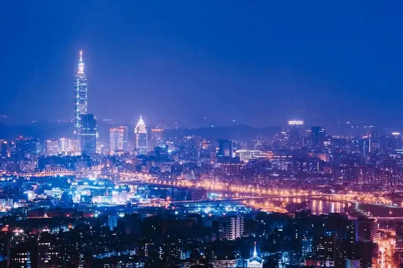 Wanderlust Tips ngam nhin Dai Loan ve dem qua 10 buc anh 8