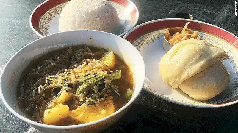 Những món ăn tuyệt ngon ở thung lũng Kathmandu, Nepal 12 Wanderlust Tips nhung mon an o thung lung Kathmandu Nepal ma ban khong the bo lo 8 Copy