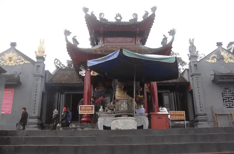 Đền Cửa Ông - nơi hội tụ sinh khí đất trời 9 wanderlust tips Den Cua Ong noi hoi tu du sinh khi troi dat 11