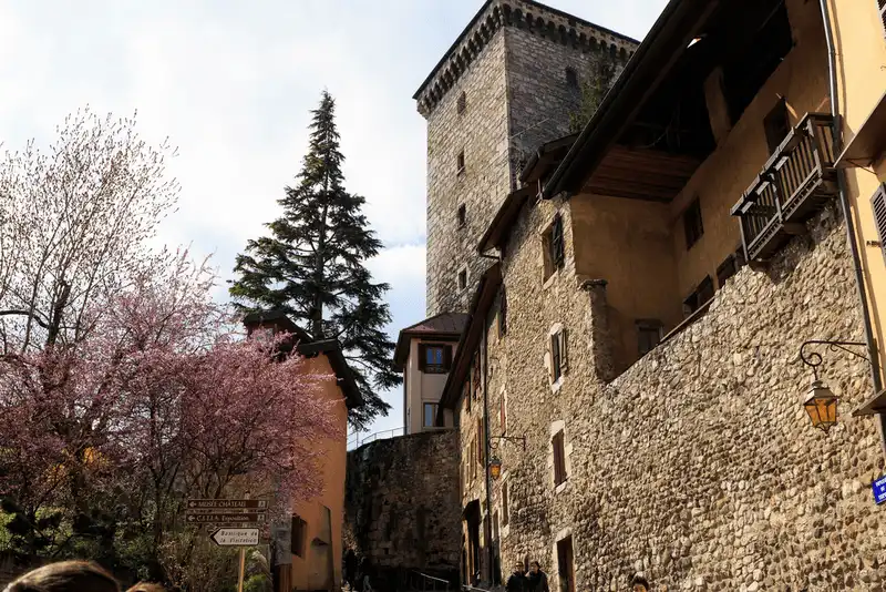 wanderlust tips annecy thanh pho quyen ru cua phap 2