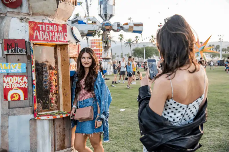 wanderlust tips soi dong dai nhac hoi coachella 2018 7