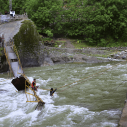 Wanderlust Tips 4 du khach thiet mang sau vu sap cau du lich o Pakistan 3