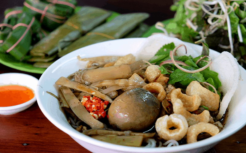 Ngây ngất bởi hương vị bún cua thối của Pleiku 5 Wanderlust Tips ngay ngat boi huong vi bun cua thoi dac san Pleiku 2