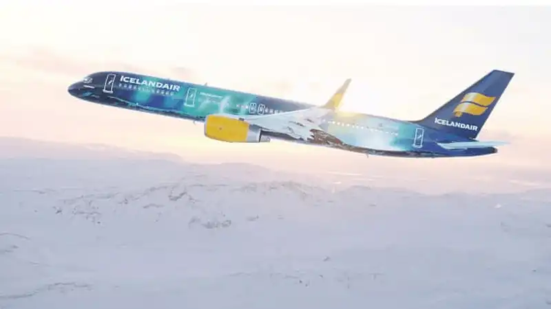 Tạp chí du lịch Wanderlust Tips10 chiếc máy bay có bề ngoài sặc sỡ nhất thế giới