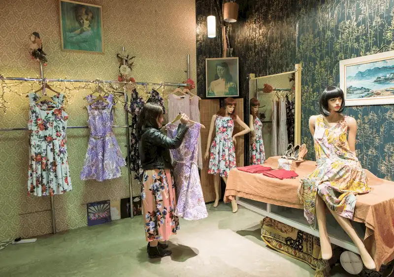 Tạp chí du lịch Wanderlust Tips 5 điểm mua sắm lừng danh ở Belfast Vương quốc Anh