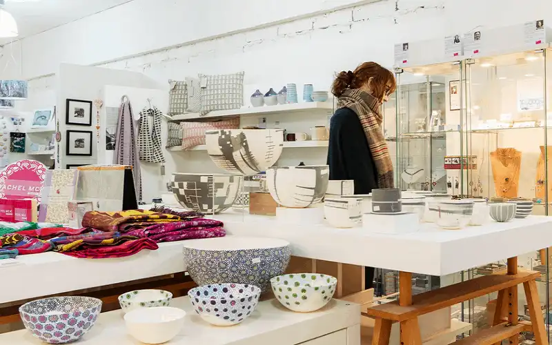 Tạp chí du lịch Wanderlust Tips 5 điểm mua sắm lừng danh ở Belfast Vương quốc Anh