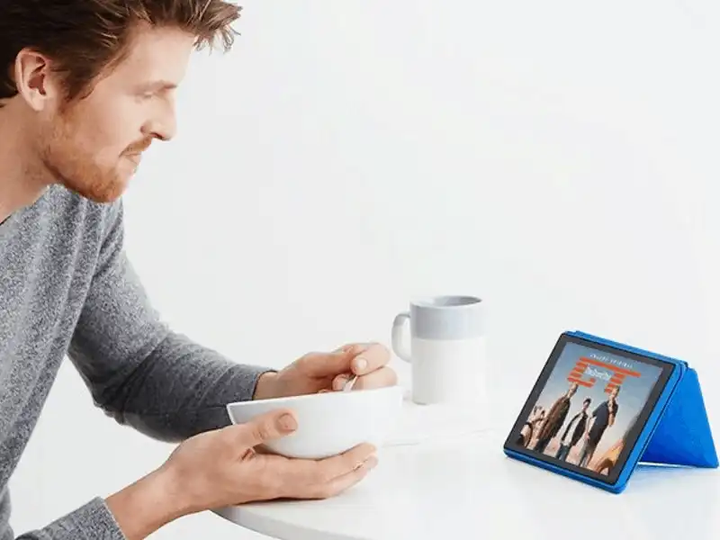 Tạp chí du lịch Wanderlust Tips5 phụ kiện công nghệ du lịch giúp bạn giải trí trong chuyến bay dài