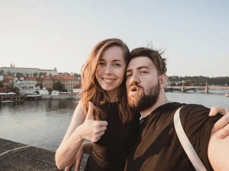 Tạp chí du lịch Wanderlust Tips 8 sai lầm to lớn khi đi du lịch nước ngoài