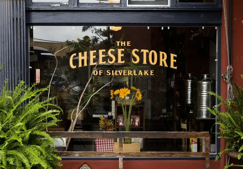 Đến Los Angeles bạn nhất định phải ghé qua những cửa hàng này 13 Đến Los Angeles bạn nhất định phải ghé qua những cửa hàng quà tặng này