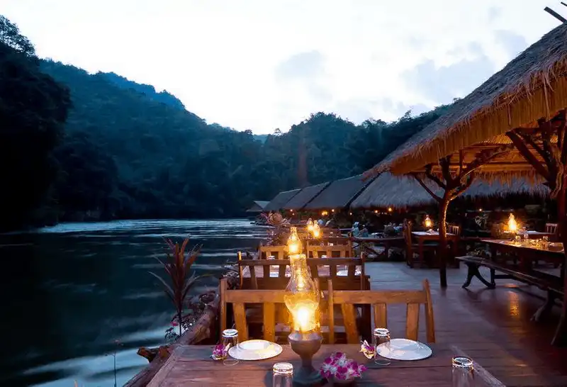 Tạp chí du lịch Wanderlust Tips Độc đáo 4 khu nghỉ dưỡng nổi ở Đông Nam Á