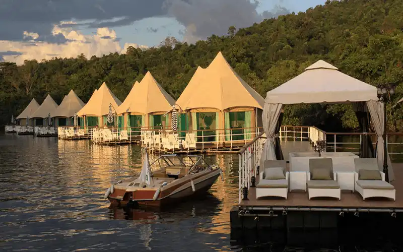 Tạp chí du lịch Wanderlust Tips Độc đáo 4 khu nghỉ dưỡng nổi ở Đông Nam Á