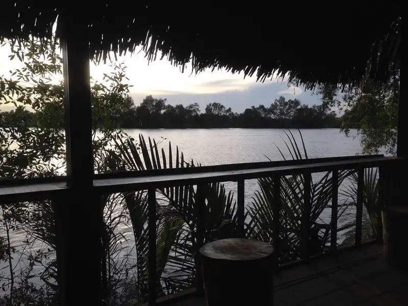 Tạp chí du lịch Wanderlust Tips Độc đáo 4 khu nghỉ dưỡng nổi ở Đông Nam Á