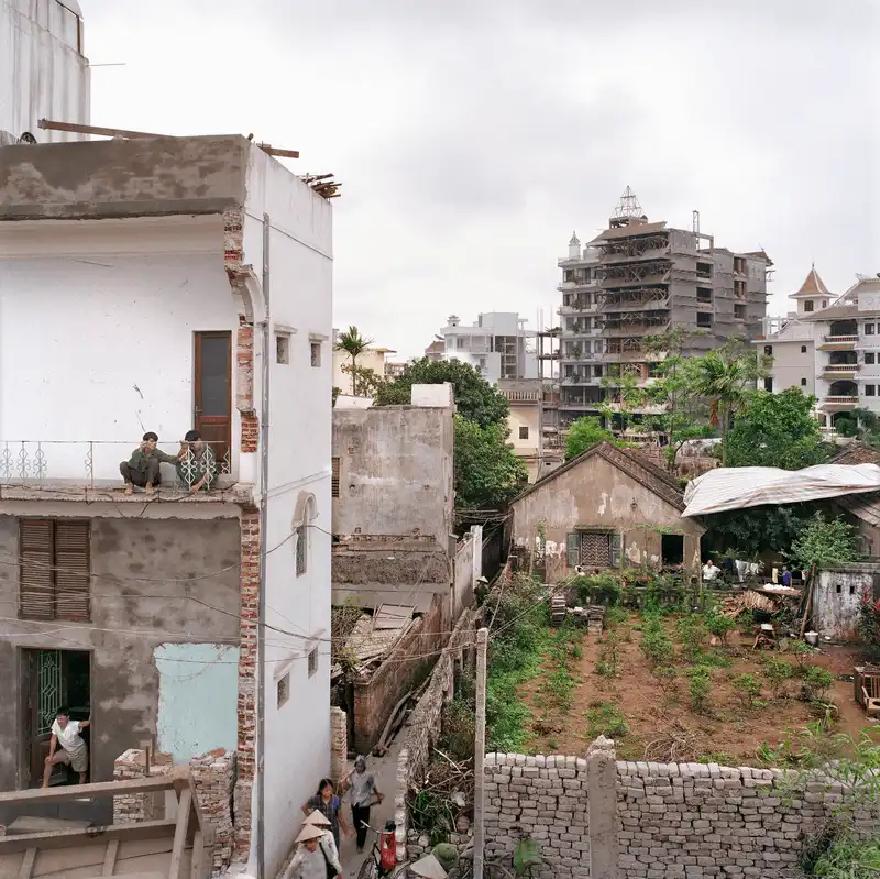 Ngắm nhìn Hà Nội xưa trong cuốn sách của William E. Crawford 16 Tạp chí du lịch Wanderlust Tips ngắm nhìn Hà Nội xưa qua cuốn sách của William E. Crawford