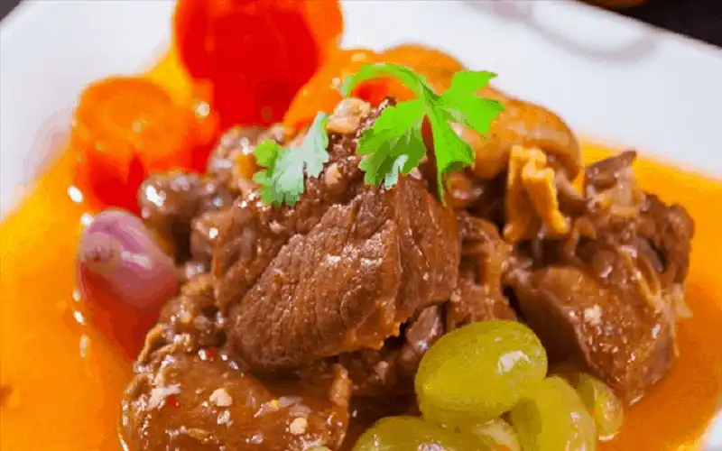 Về Ninh Thuận ăn đặc sản thịt cừu nấu nho 7 Tạp chí du lịch Wanderlust Tips về Ninh Thuận ăn đặc sản cừu nấu nho