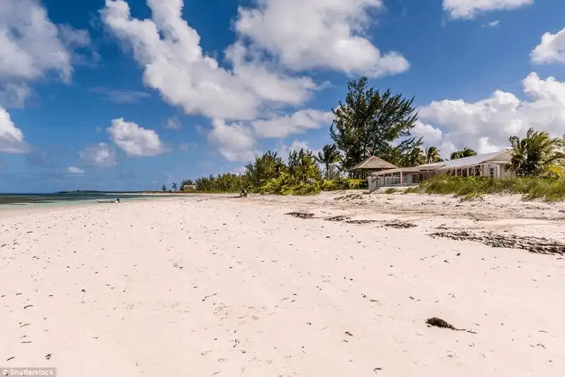 Tạp chí du lịch Wanderlust Tips 10 bãi biển hấp dẫn nhất thế giới, theo Instagram