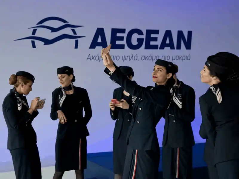 Tạp chí Du lịch Wanderlust Tips 10 hãng hàng không cho phép mang vật nuôi lên máy bay