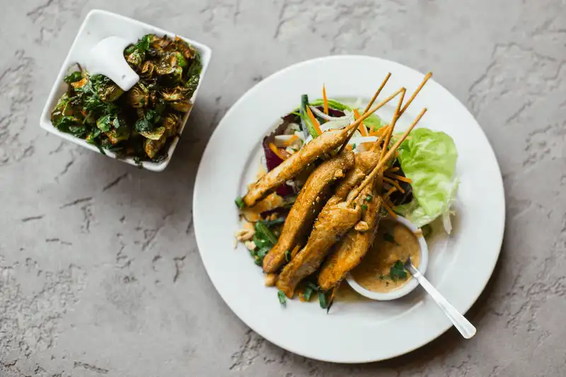 Tạp chí Du lịch Wanderlust Tips 6 nhà hàng Thái Lan tốt nhất tại Mỹ